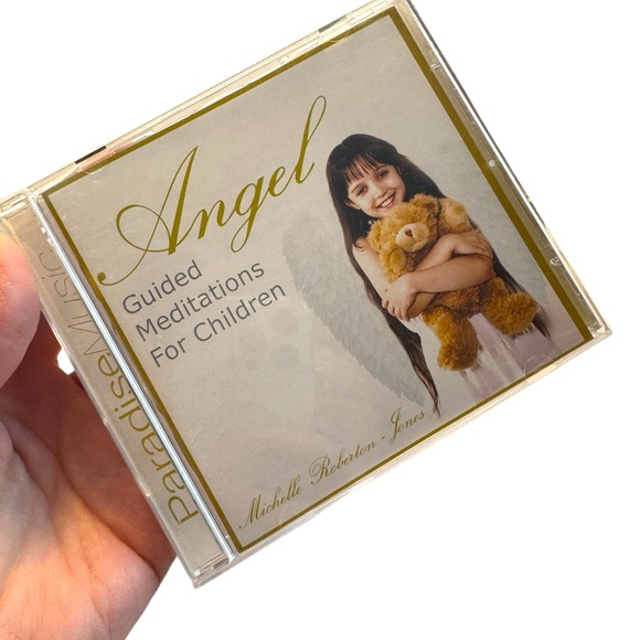 Roberton-Jones Michelle 
Angel: Guided Meditations for Children CD - Picture 2 of 4